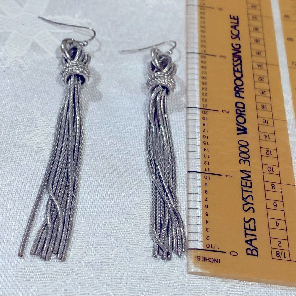 Long Chain Drop Dangle Silver Tone Earrings 3” Gorgeous